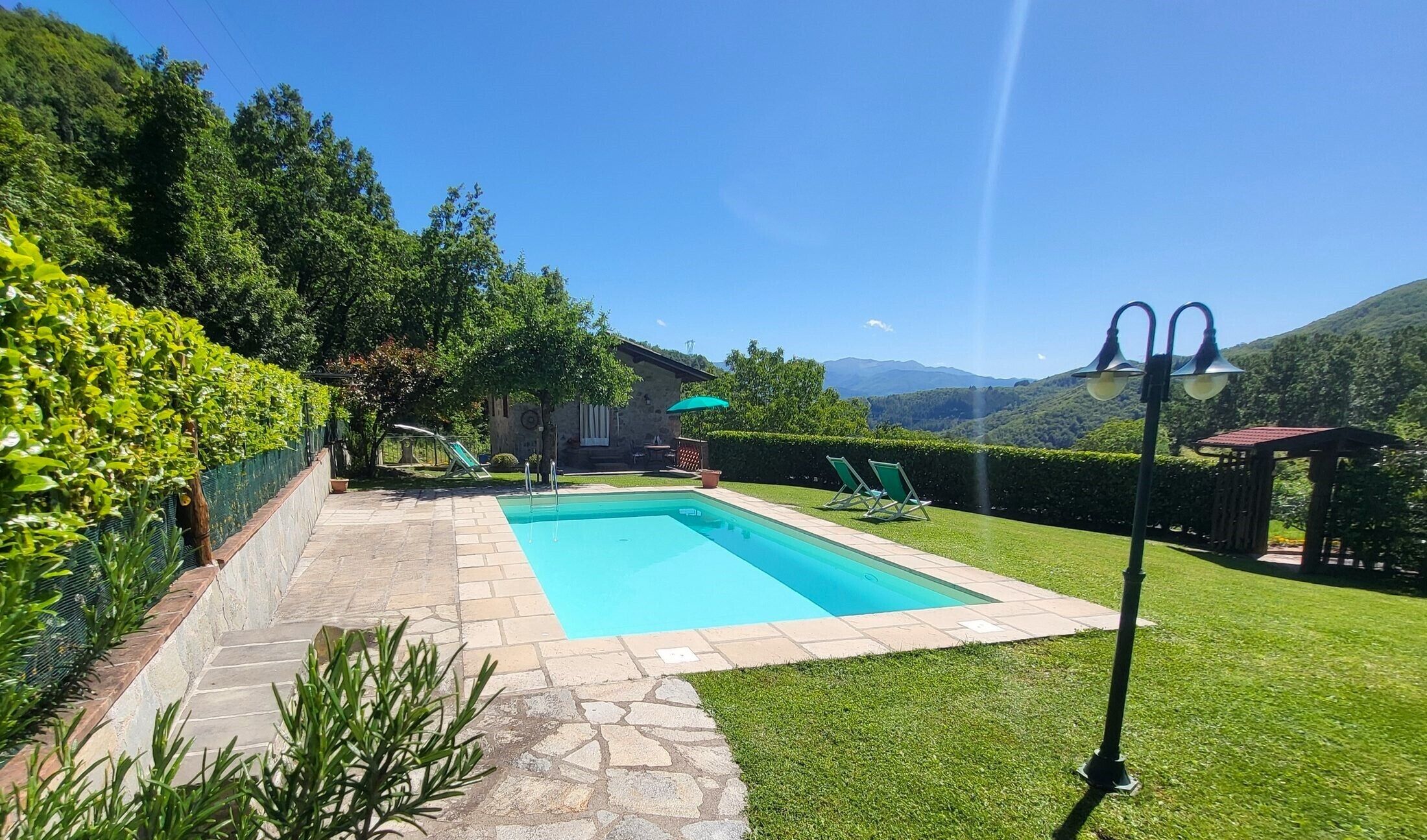Piscina all'aperto