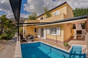 Front of property - Villa Le Lu - Split (Split)