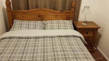 Hus | 2 soverom, strykejern/-brett, wi-fi (inkludert) og sengetøy