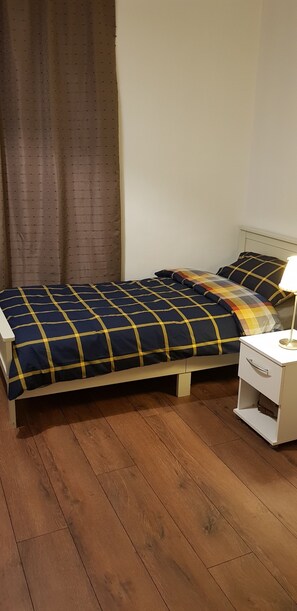 House | 2 bedrooms, iron/ironing board, free WiFi, bed sheets - Greater Manchester Immaculate Cozy Home (Oldham)
