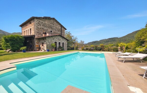 Pool - Garfagnana Tuscan Farmhouse with Private Pool, views & Alpacas – Sleeps 8. WIFI. (Toscana)
