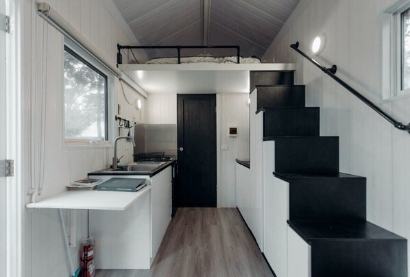 Interior - Raintree Farmstay by Tiny Away (Sarsfield)