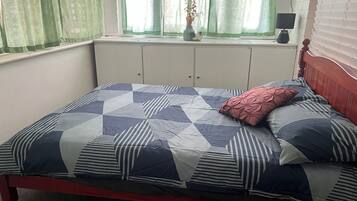 Bügeleisen/Bügelbrett, Bettwäsche