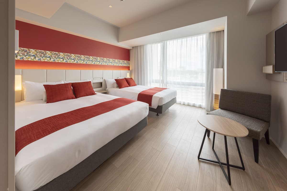 Quadruple room (1Double+1Single)