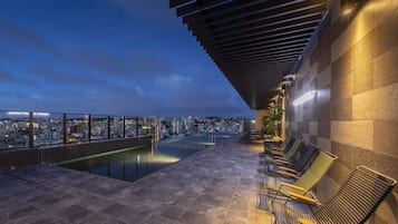 Alberca al aire libre