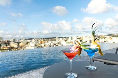 Hewitt Resort Naha