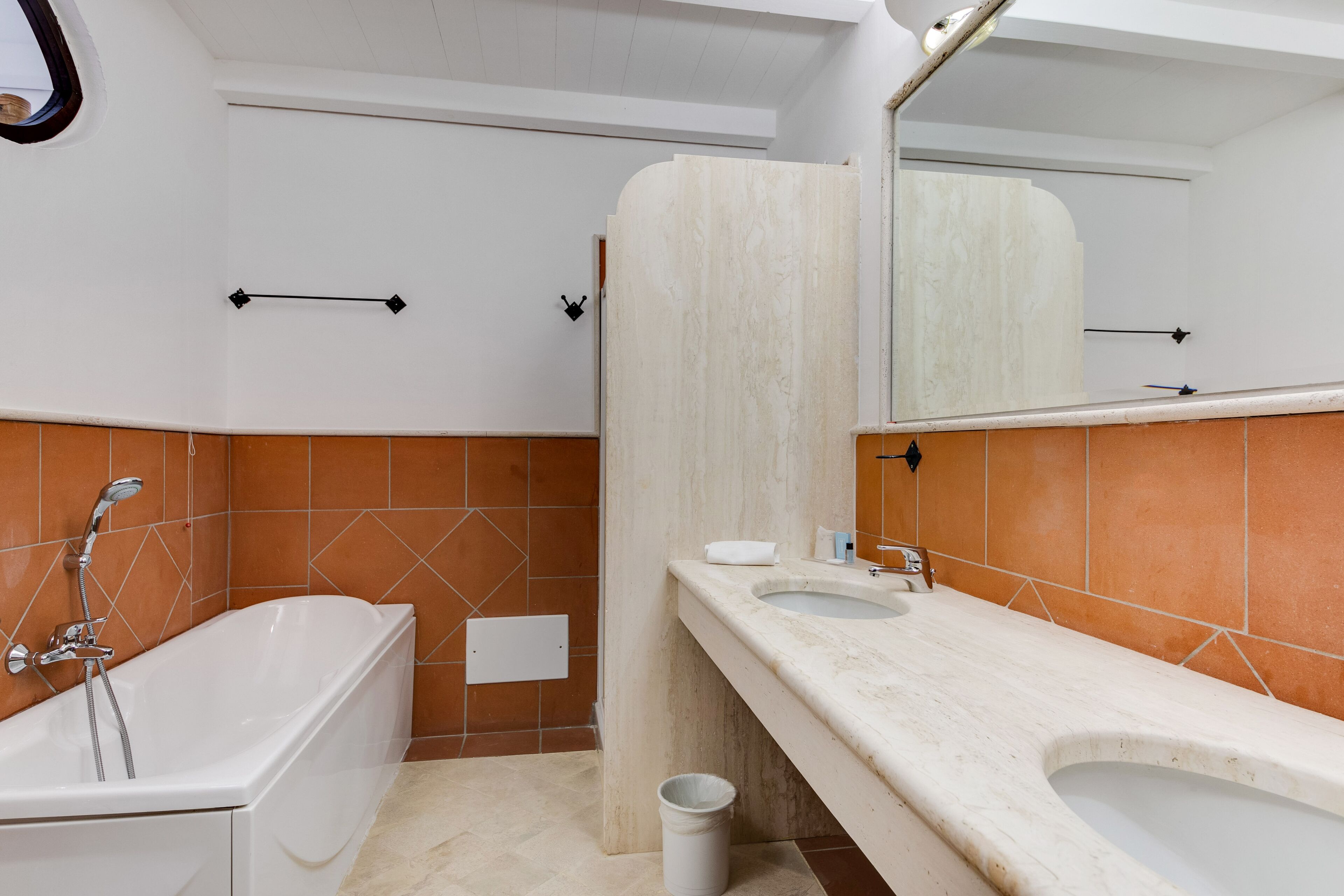 Foto - Phi Hotel Sighientu