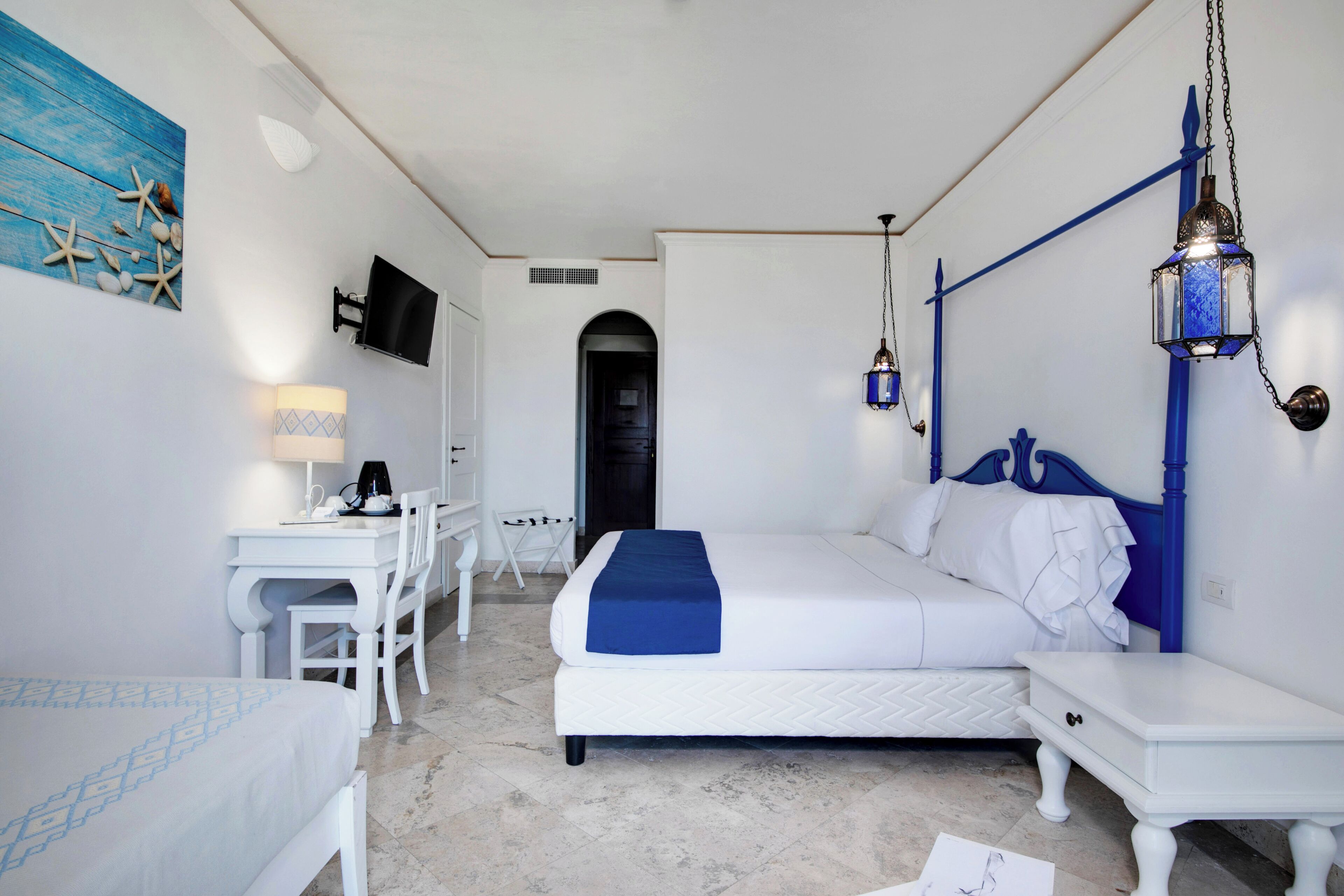 房內夾萬、書桌、遮光窗簾/窗簾、免費 Wi-Fi