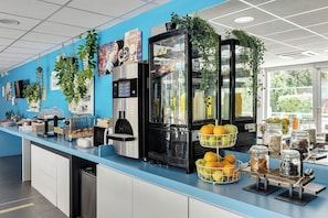 Petit déjeuner buffet