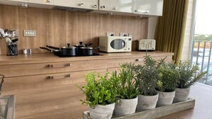 Unclassified image, 5 of 24, button - Riverside getaway 2 Bedroom (Liverpool)