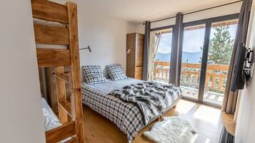 5 多间卧室、熨斗/熨衣板、旅行婴儿床、WiFi