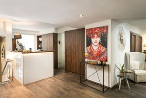 Reception - ANA Suites Karlsruhe, Trademark Collection by Wyndham (Karlsruhe)