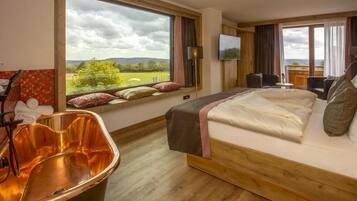 Desk, laptop workspace, soundproofing, free WiFi