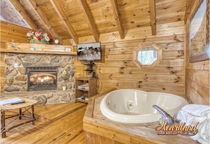 Gatlinburg Cabin Rentals Happily Ever After Heart Tub