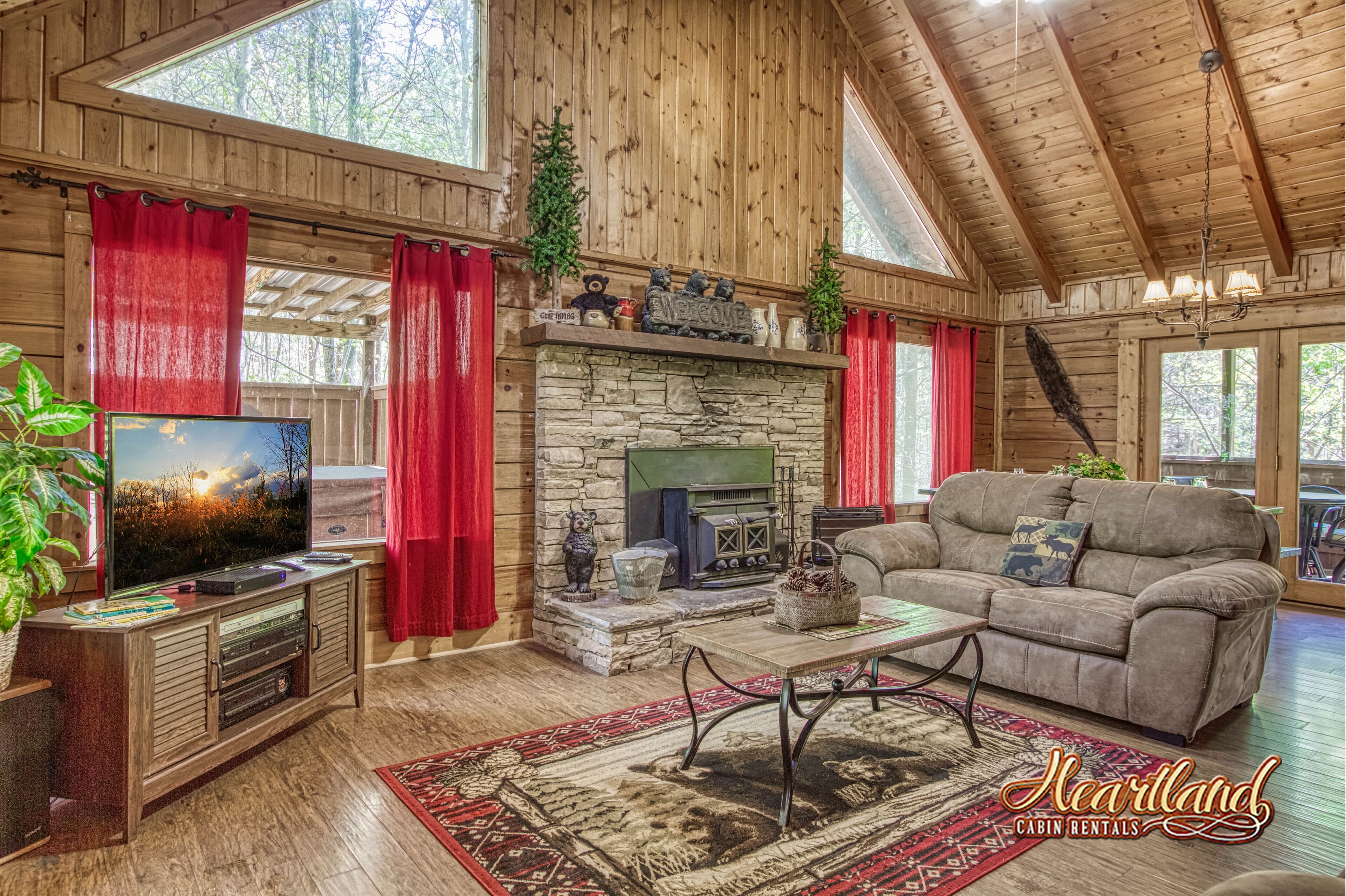 Located in a peaceful setting, convenient to both Gatlinburg and Pigeon Forge!
