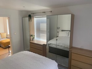 Apartment | 1 bedroom, iron/ironing board, free WiFi, bed sheets - Unique 1 bedroom in Reading (Reading)