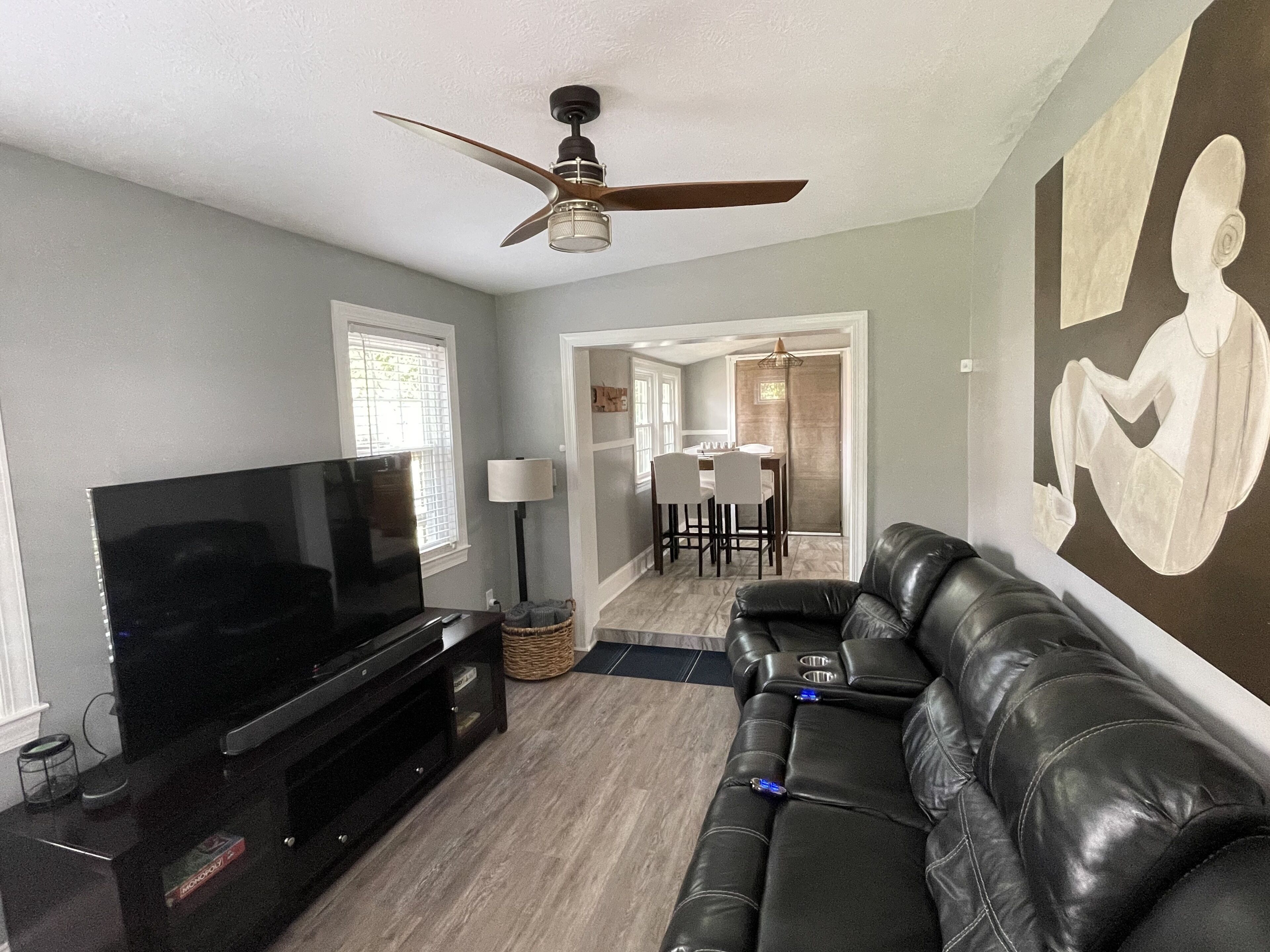 ★ Charming Comfy Cottage Home with a Modern Flair★