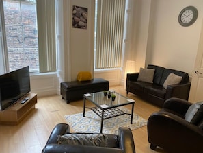 Apartment | Living room