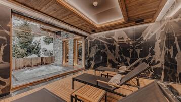 Sauna, hot tub, steam room, body treatments, aromatherapy