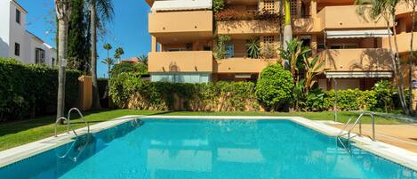 Alberca al aire libre