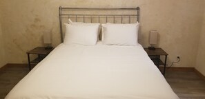 3 chambres, accès au Wi-Fi (inclus), literie fournie