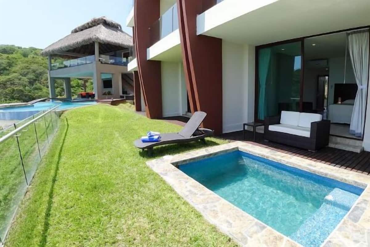 ห้องจูเนียร์, สระว่ายน้ำส่วนตัว | เครื่องนอนระดับพรีเมียม, ผ้านวมขนเป็ด, เตียง Select Comfort, มินิบาร์
