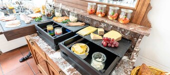 อัลท์ชตาดโฮเต็ล บัคบราว