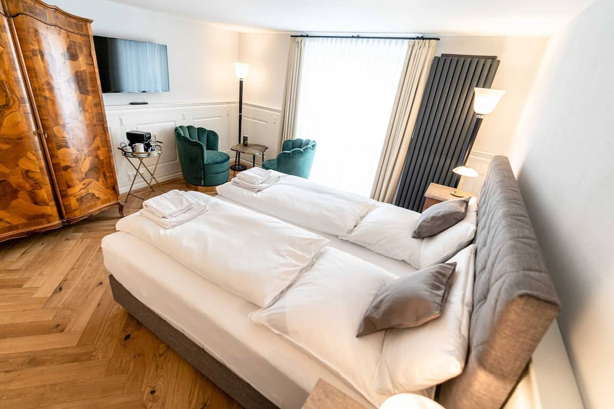 economy single room | 2 bedrooms, free wifi