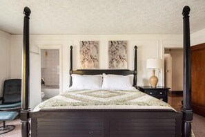 6 makuuhuonetta, silitysrauta/-lauta, Wi-Fi, vuodevaatteet