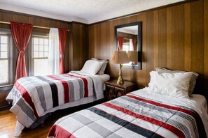 6 chambres, fer et planche à repasser, Wi-Fi, draps fournis