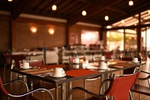 Dining - Mi Hotel San Diego (Medellín)