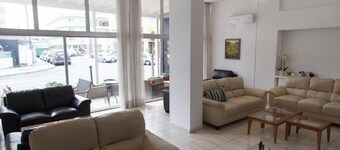 Sunflower Hotel Apartments, Larnaca