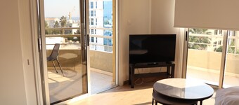 Sunflower Hotel Apts