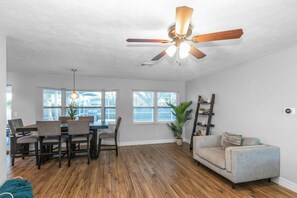 Interior - Heated Pool Home | Close to Clearwater Beach (Clearwater)
