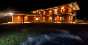 Exterior - HRC Reforestation Lodge: Remote, Wild, Authentic (Cabanga)