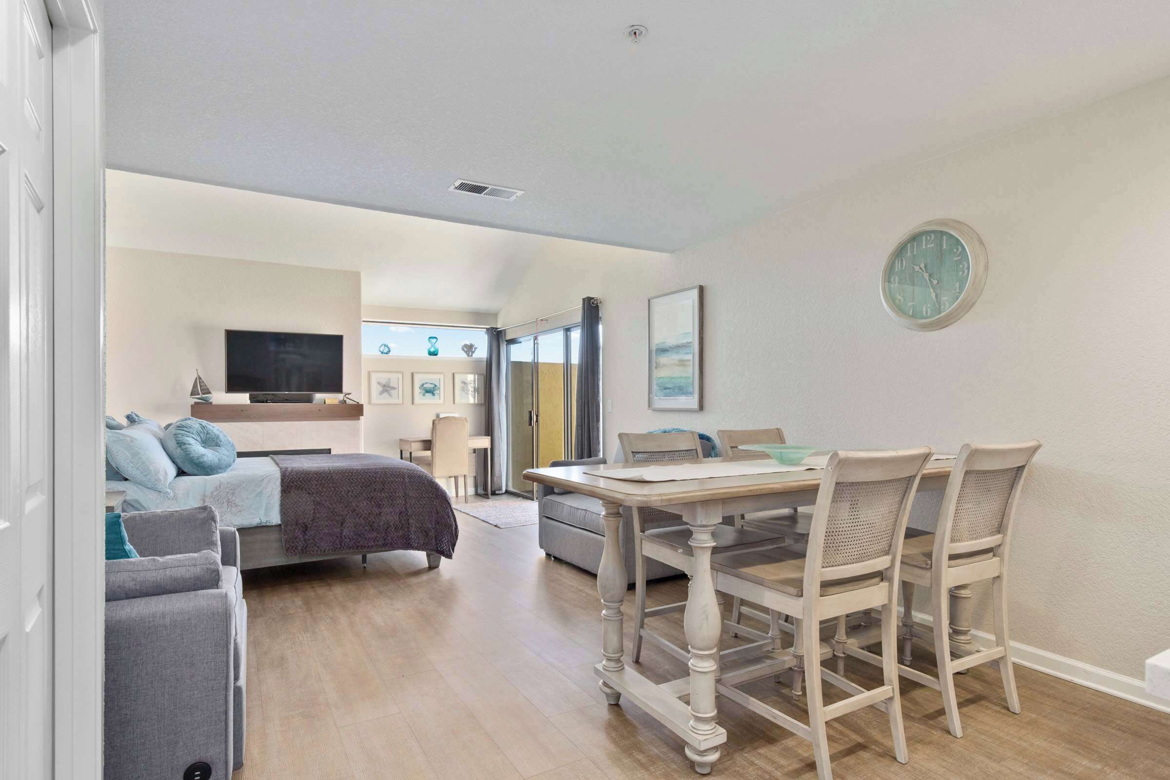 Fer et planche à repasser, Wi-Fi, draps fournis