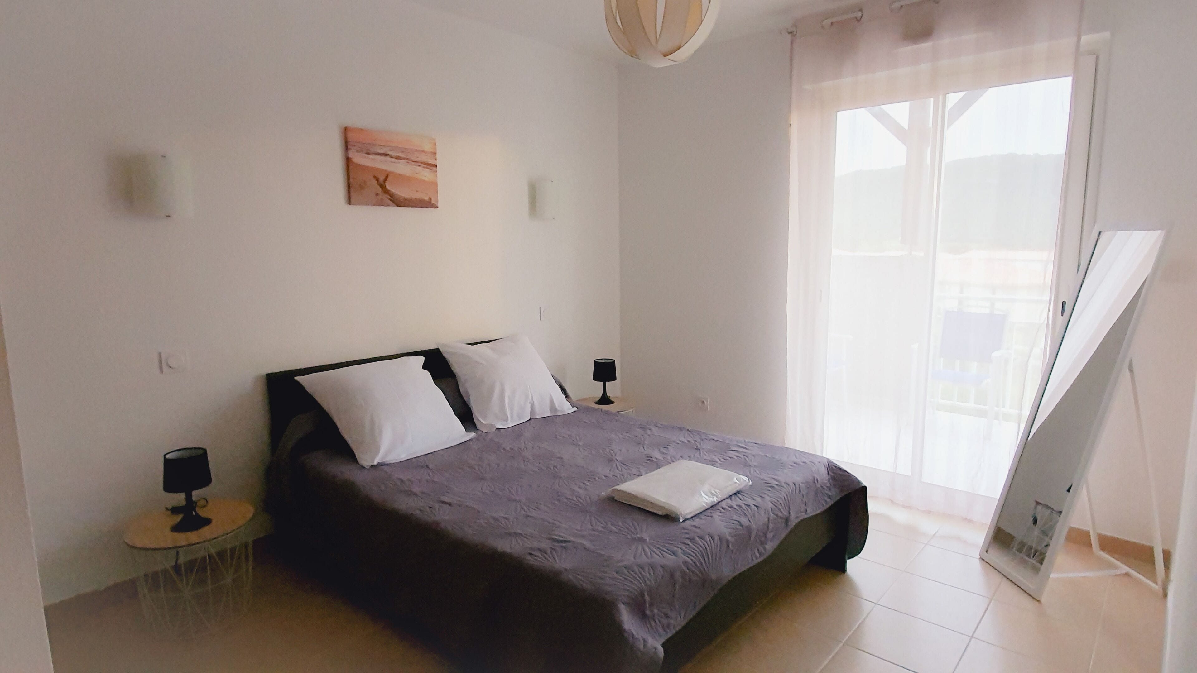 3 chambres, bureau, fer et planche à repasser, Wi-Fi gratuit