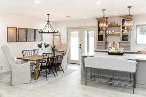 Fridge, microwave, oven, stovetop - Old Town Home w/ Heated Pool ✴ Arcade ✴ Fire Pit (Scottsdale)