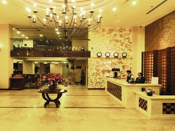 Lobby - M Village Premier Hotel Thi Sach (Ho Chi Minh City)