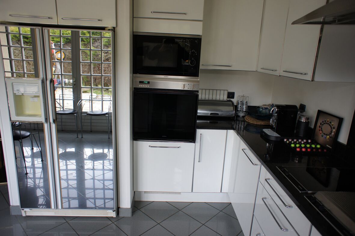 Grand luxury: indoor heated swimming pool sauna cinema Festivals ... 1h30 from Paris