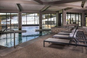 Piscina interna, piscina externa