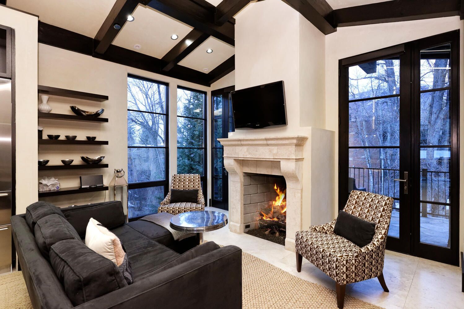 Large Aspen home next to the Hopkins Foot Bridge! Sleeps 12