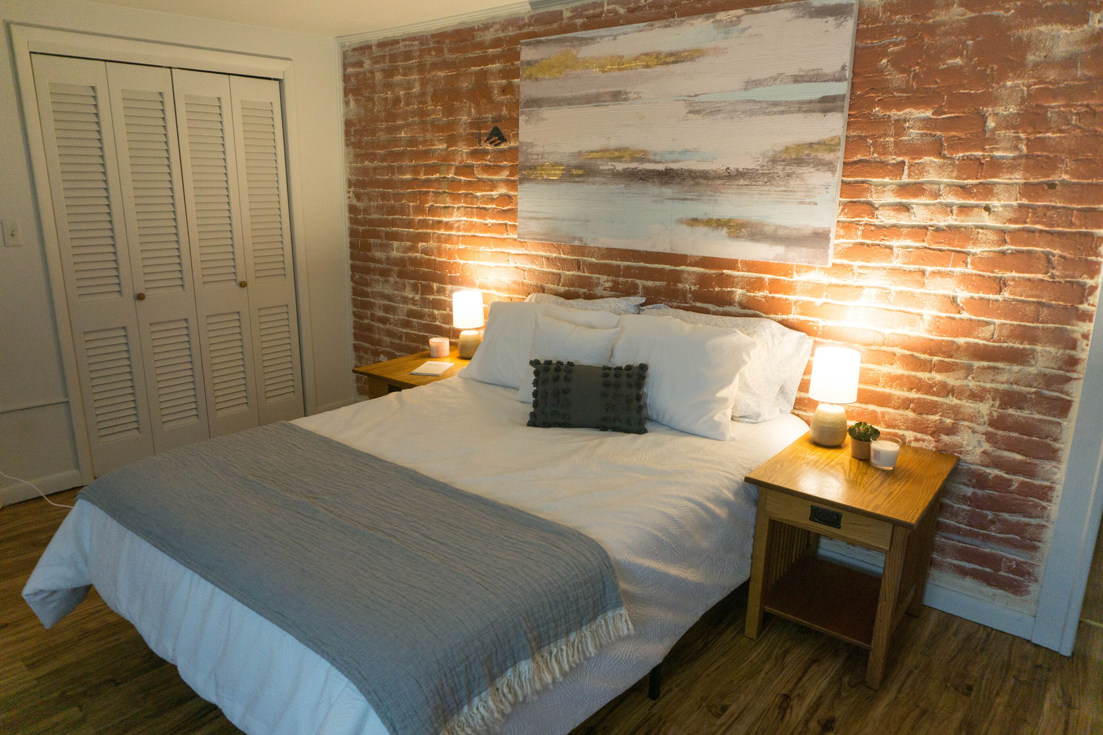 Serenity Apt in DT Charles Town near Harpers Ferry