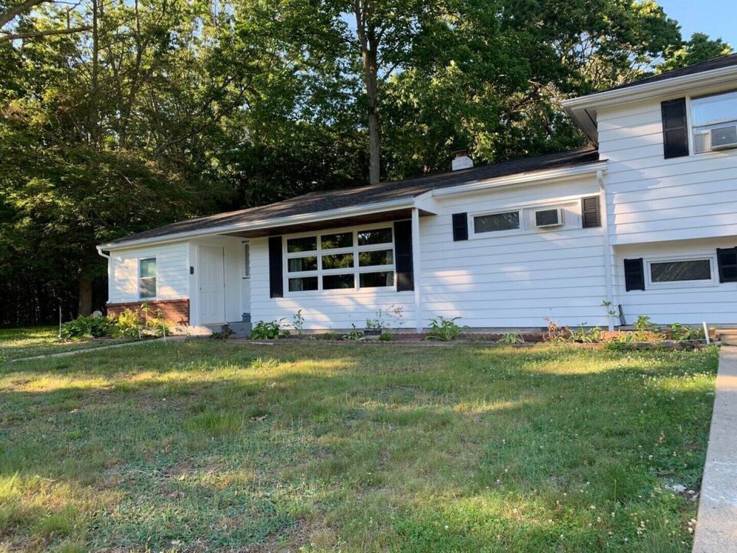 Entire 6 bedroom house 2 mi to Foxwoods, sleeps 12