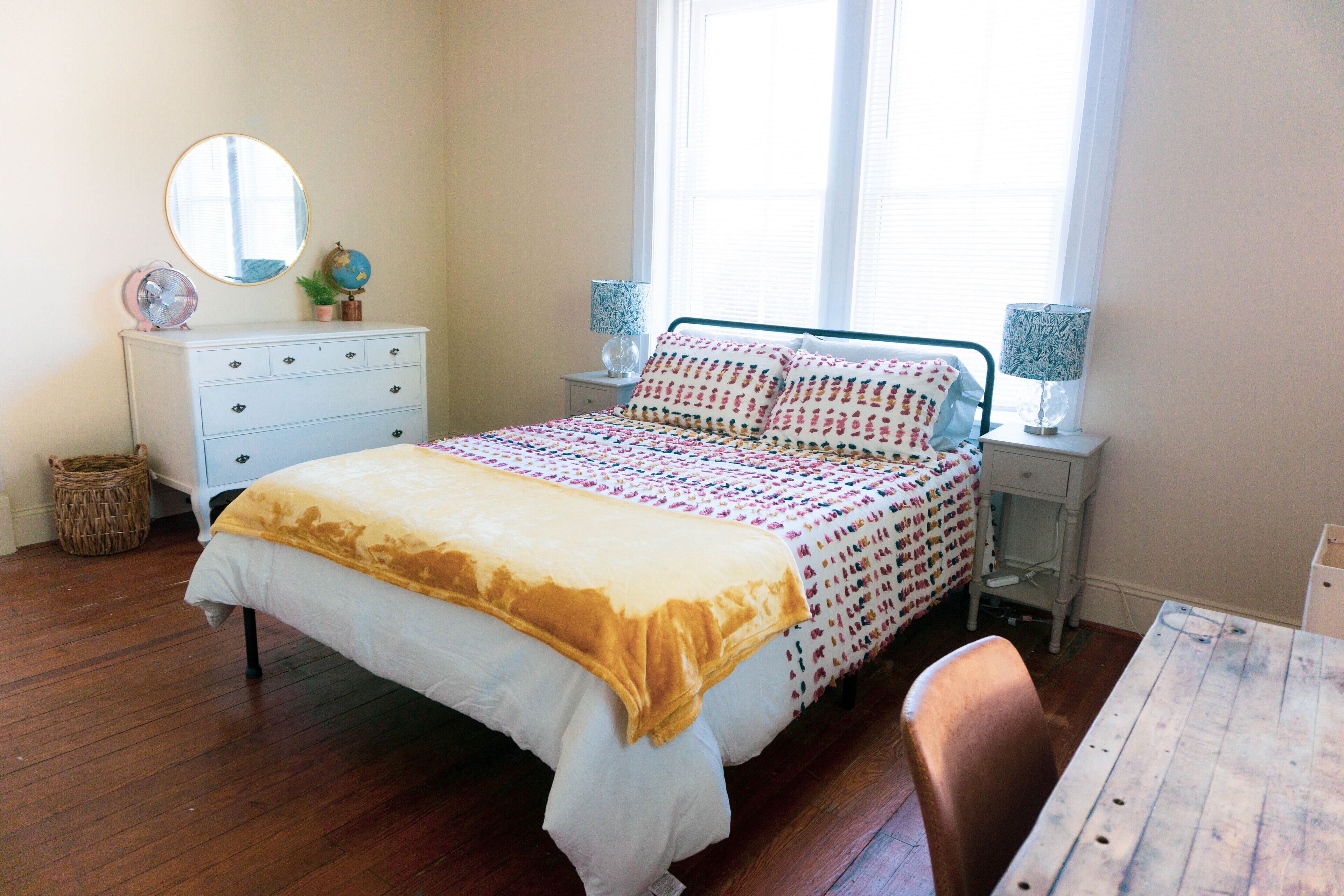 The Sunshine APT in DT Charles Town near Harpers Ferry