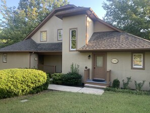 Exterior - Luxury suite in gated golf community with Helen address (Helen)