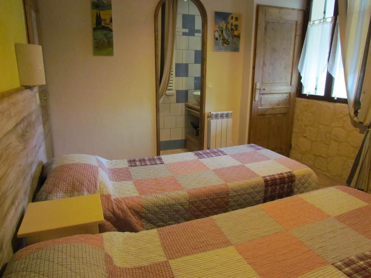 Gite des Oliviers a 500 m des Cascades du Sautadet