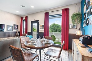 Interior - City Retreat: Modern Gulch Pad! (Nashville)