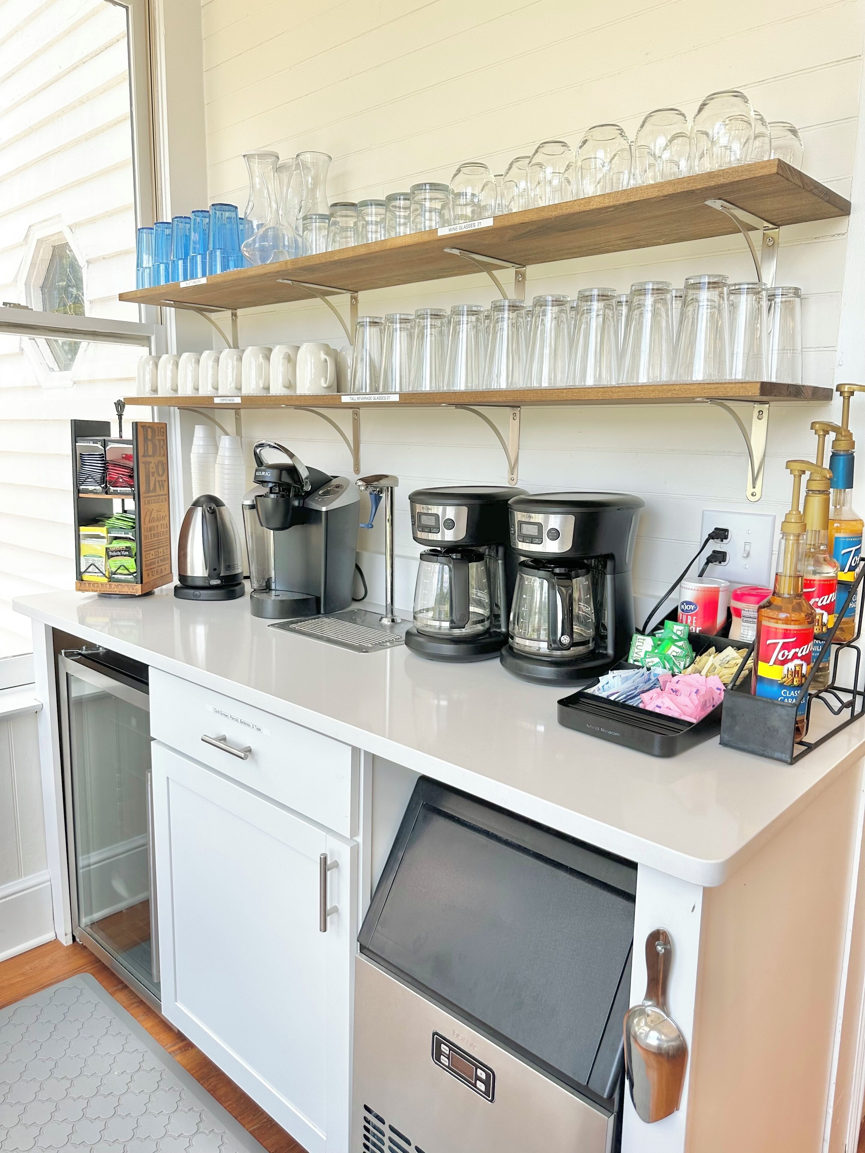 Lake Front/Sleeps 58+!