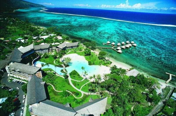 Beach - Le Meridien Tahiti (Punaauia)